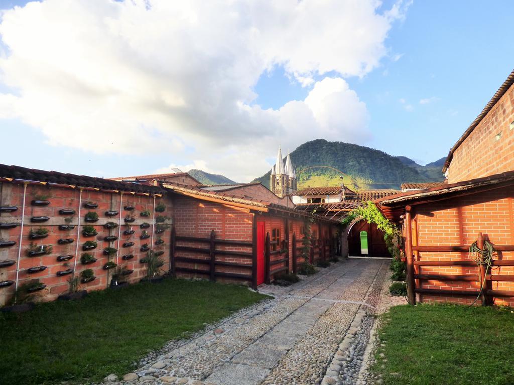 Hotel Kantarrana Urbana خاردين الغرفة الصورة